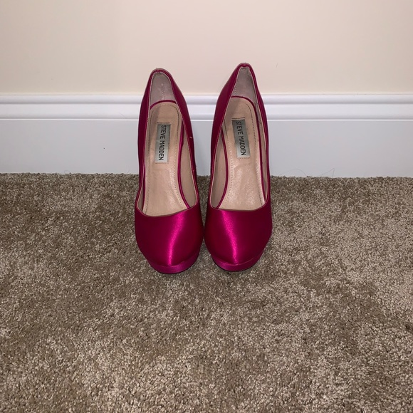 Heels - Picture 4 of 5